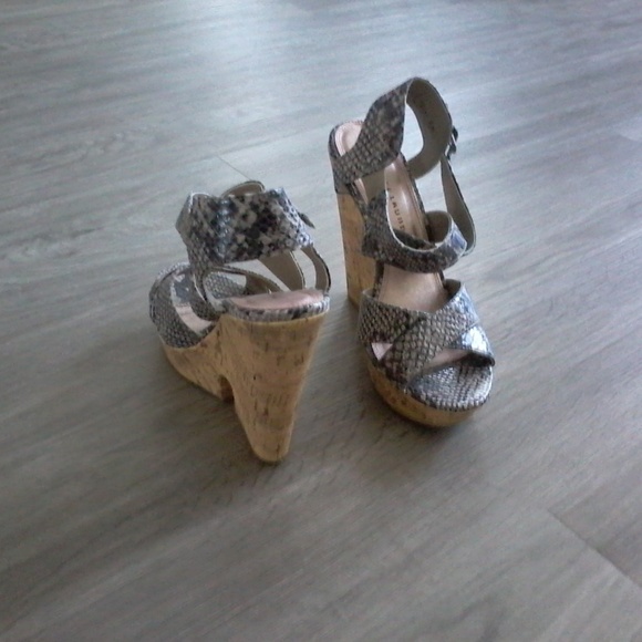 chinese laundry shoes - Picture 6 of 6